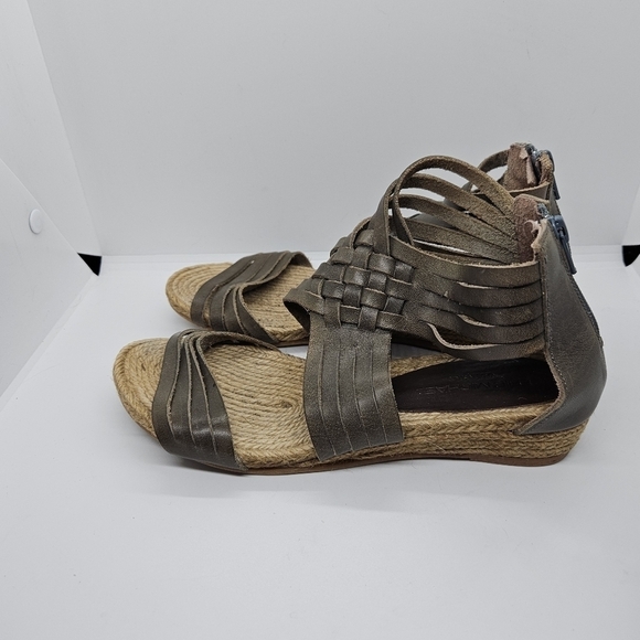 Eric Michael taupe woven leather espadrille sandals EU 38 - Picture 3 of 6
